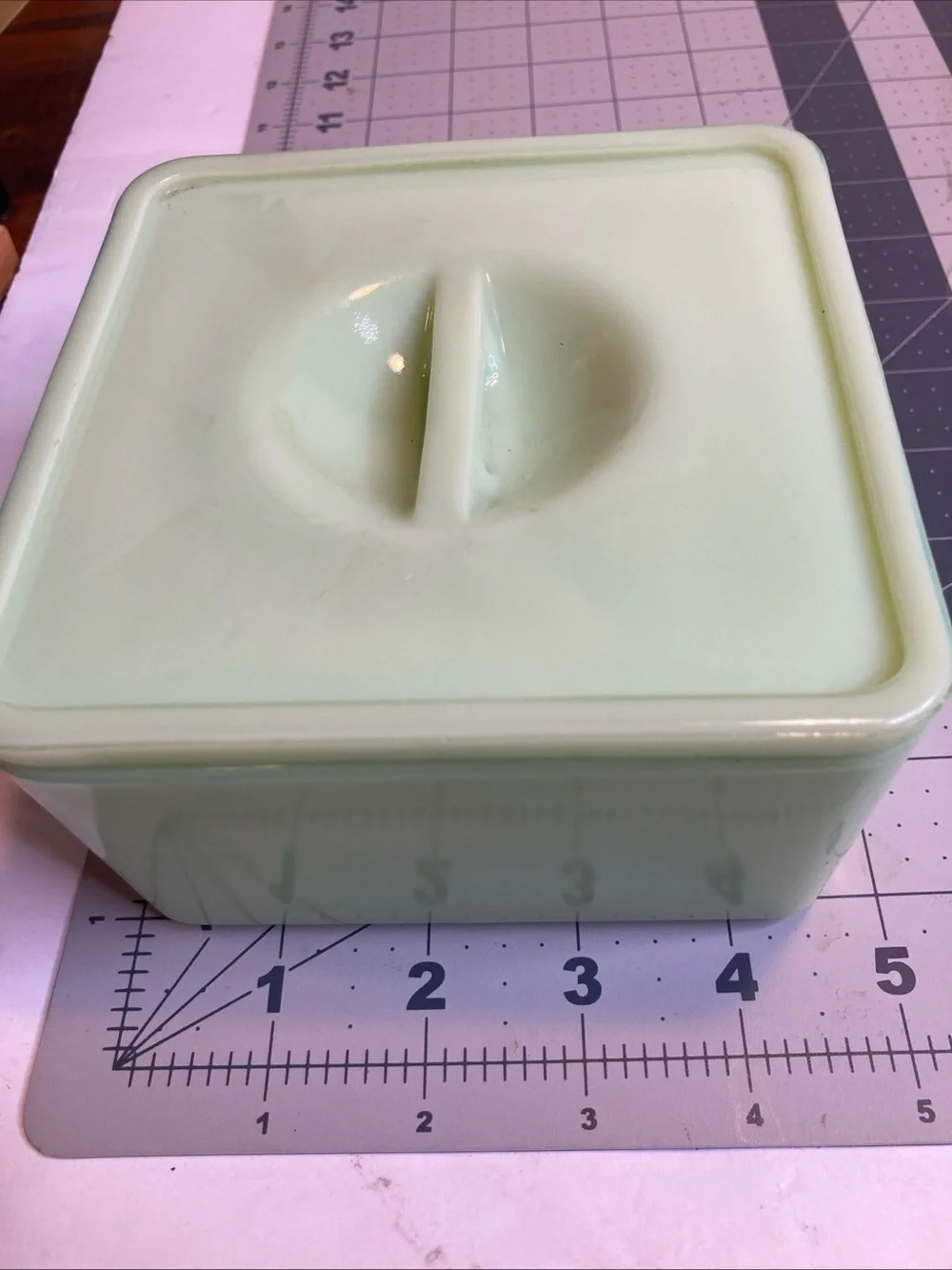 Vintage Jeanette Jadeite Refrigerator Container Dish 4.5”x4.5” Poinsettia Design